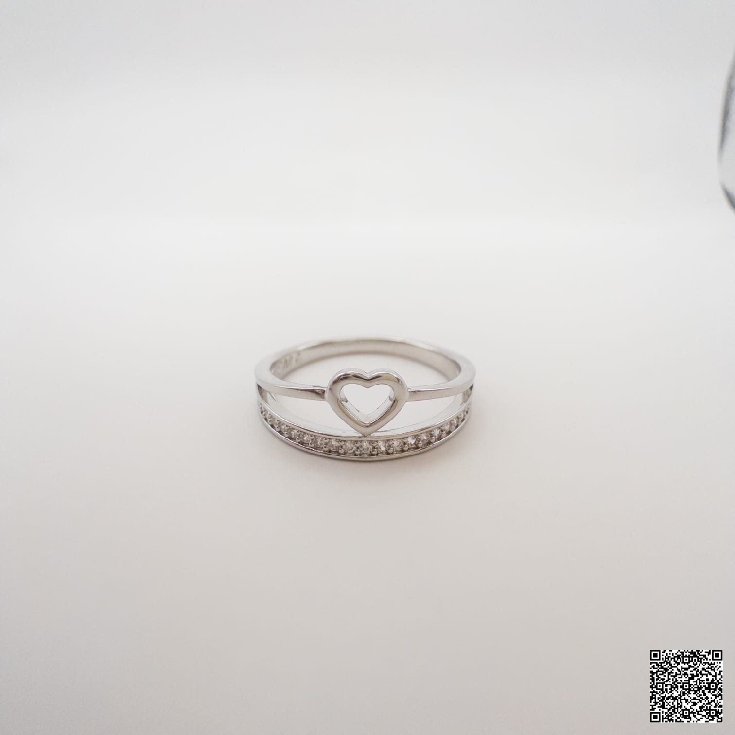 Eleganter Herz Ring Silber Mit Funkelndem Steinband