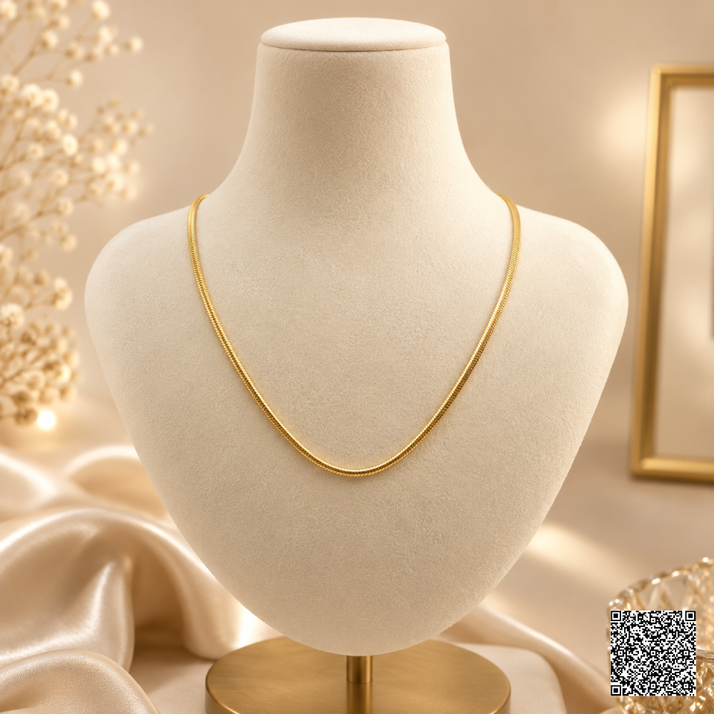 Title Goldfarbene Minimalistische Schlangenkette Elegante Damen