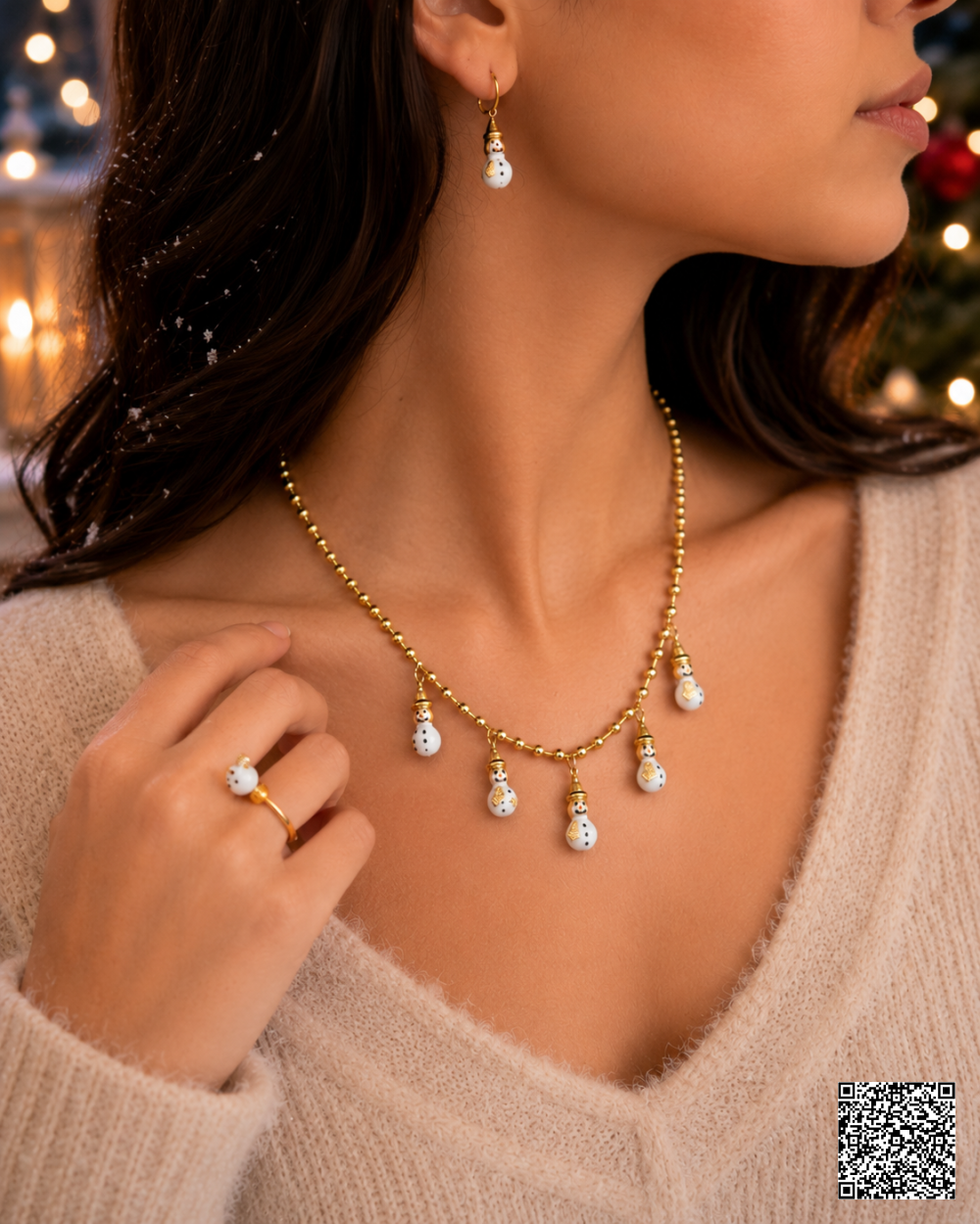 Goldfarbenes Weihnachts-Schmuckset Mit Schneemann-Motiven
