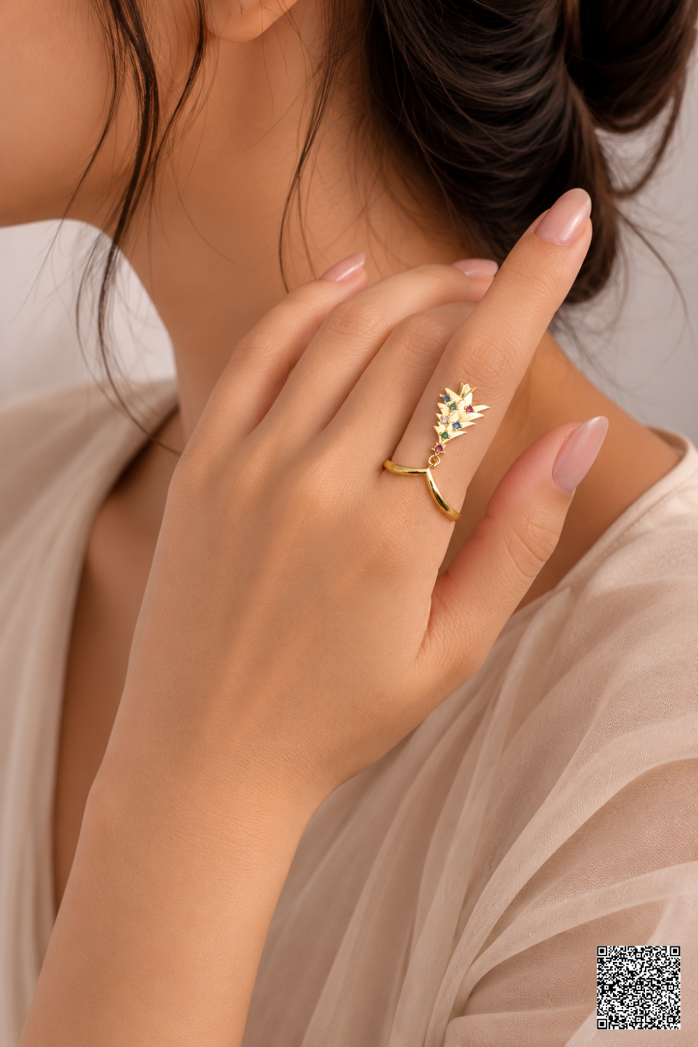 Goldfarbener Damenring Mit Blatt-Design Und Bunten Zirkonia