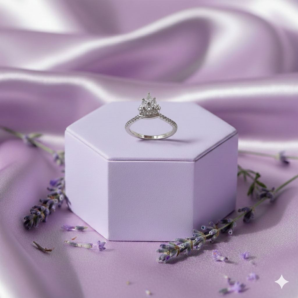 Eleganter Kronenring Aus Silber Mit Zirkonia