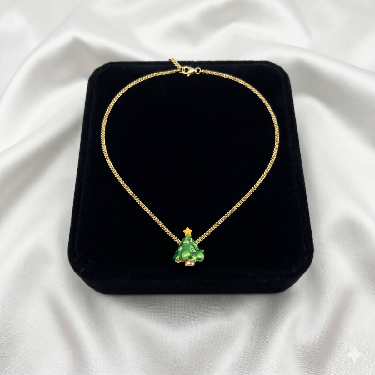 Goldfarbene Weihnachtsbaum Halskette Mit Emaille Damen Modeschmuck