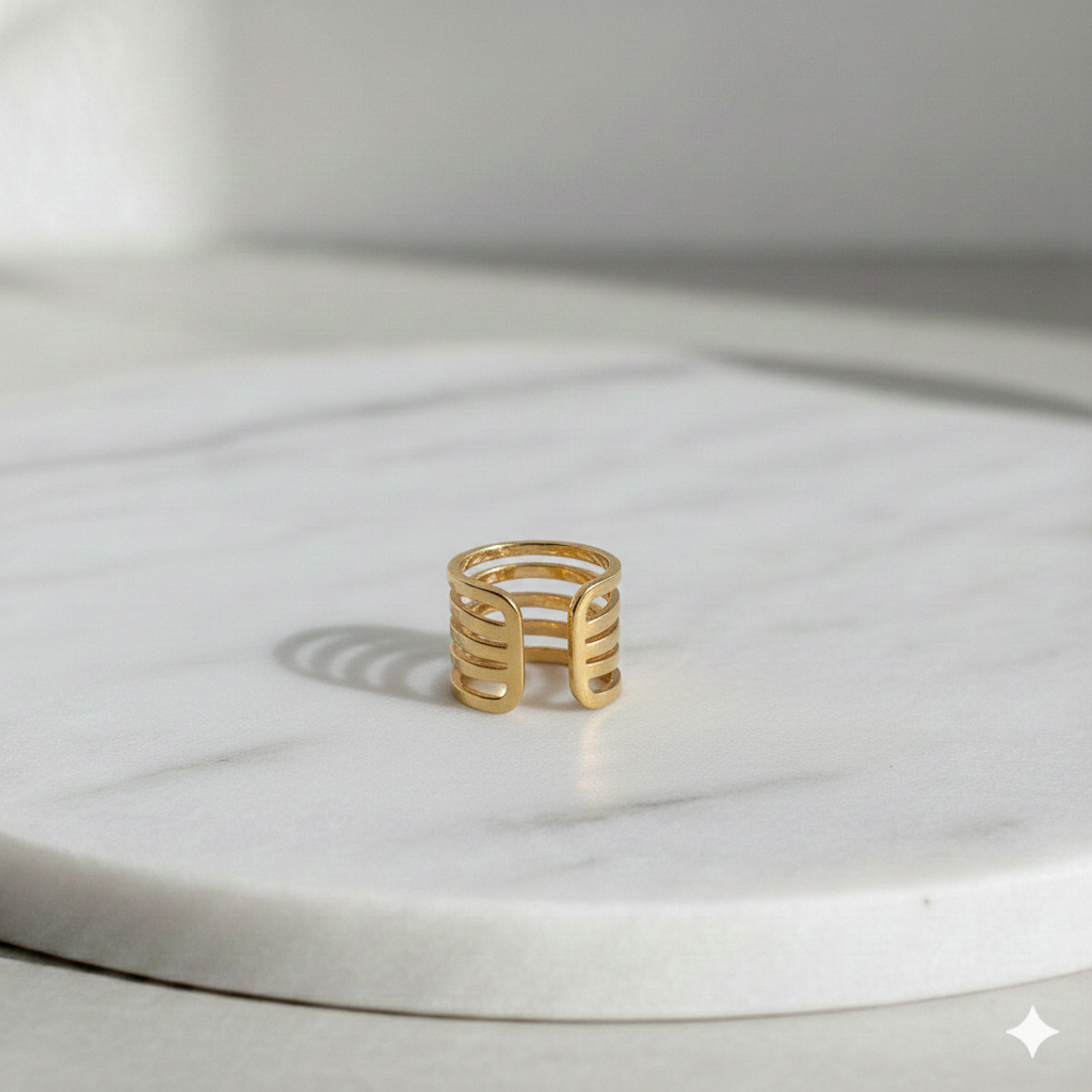 Eleganter Damenring Mit Mehrreihigem Design Goldfarbener