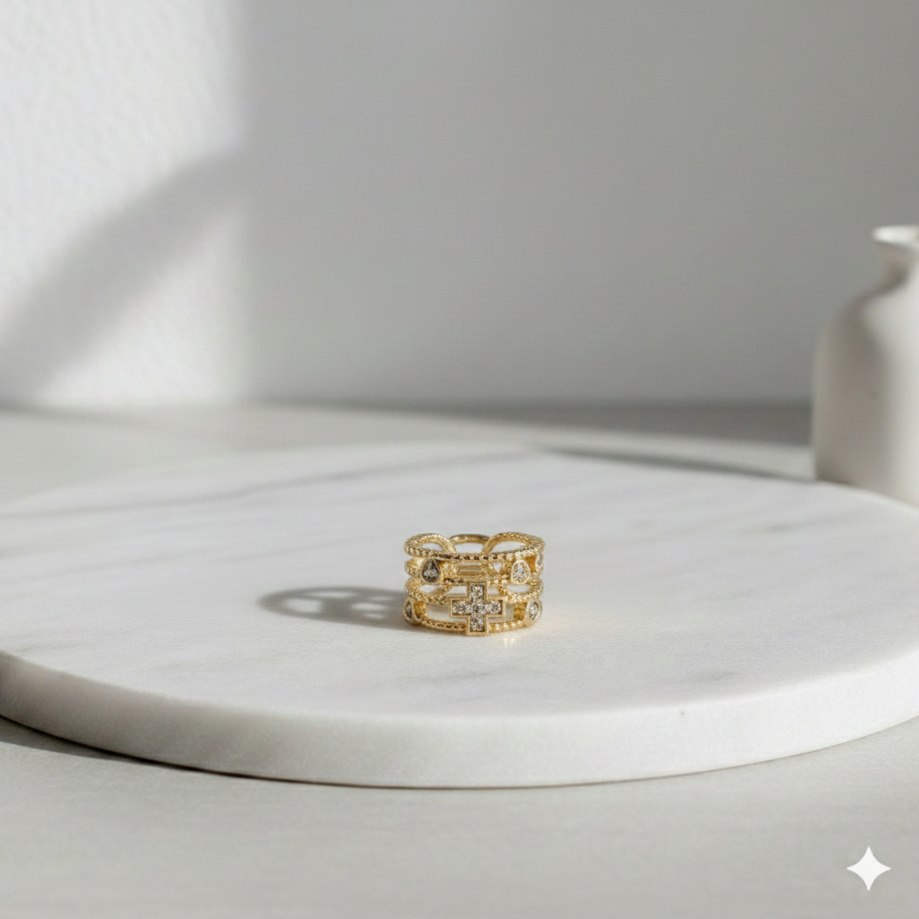 Goldener Mehrreihiger Ear Cuff Mit Zirkonia Eleganter Ohrschmuck