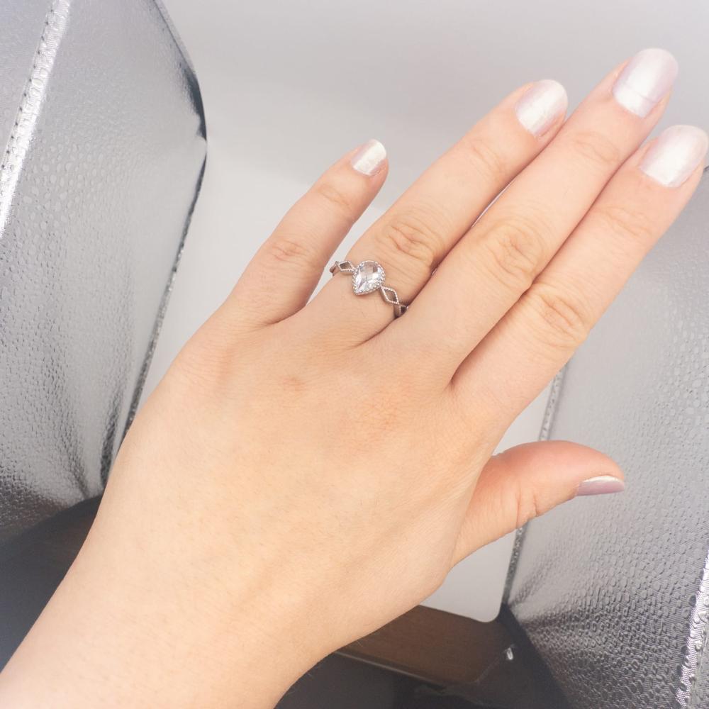 Eleganter Damen Ring Silber Mit Funkelndem Tropfenstein