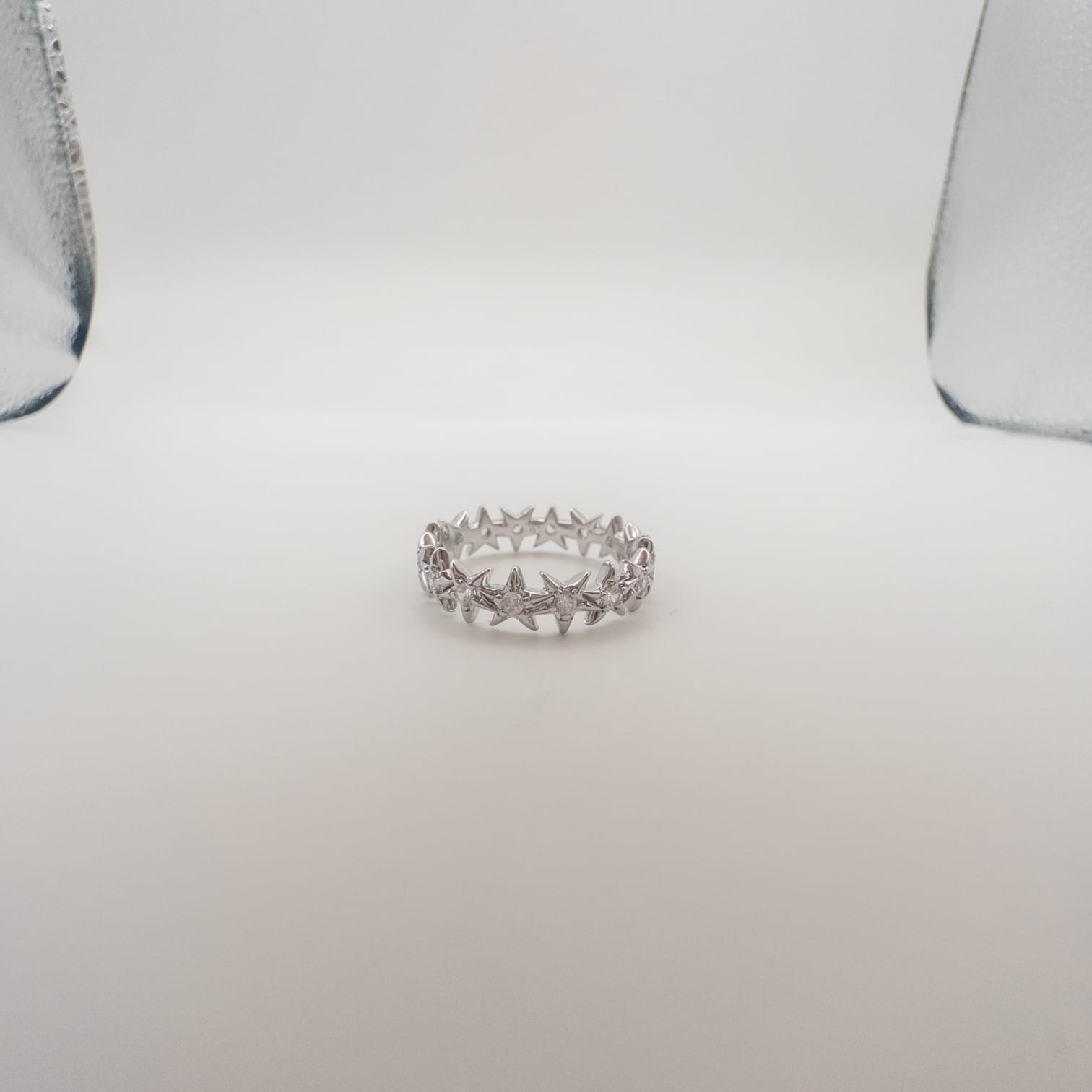 Eleganter Silberring Mit Funkelndem Sternen-Design