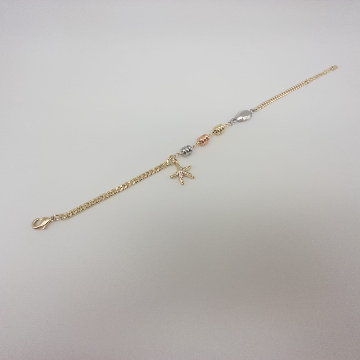 Vergoldetes Damen Armband Mit Dreifarbigen Perlen & Zirkonia