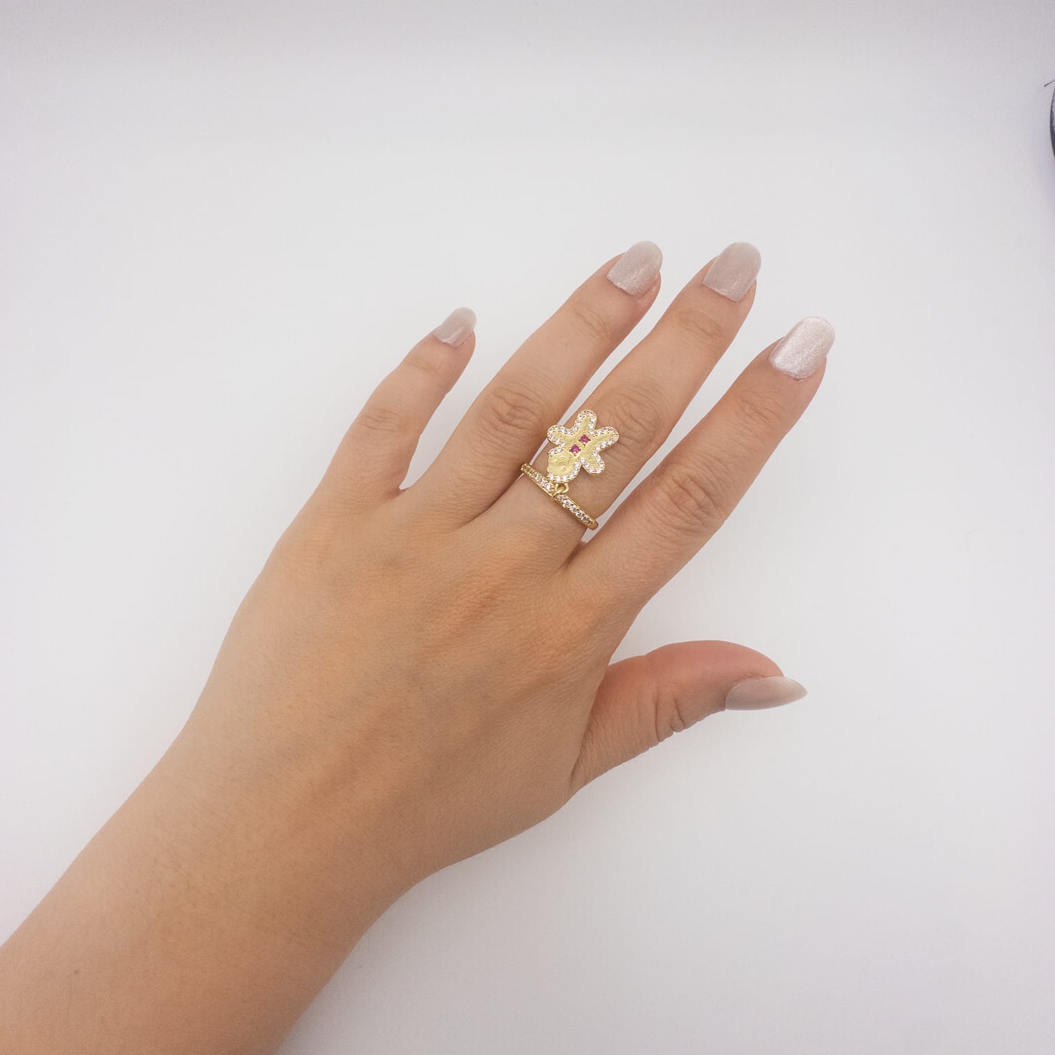Goldfarbenes Kleeblatt Schmuckset Mit Ohrringen Und Ring