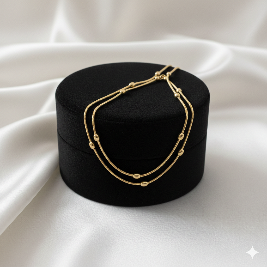 Elegante Gold-Halskette Mit Perlen-Details