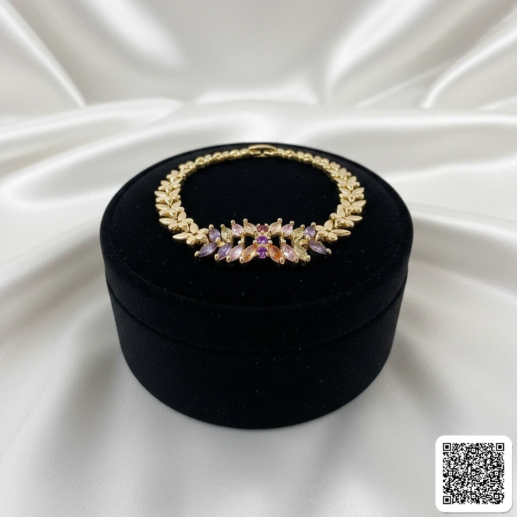 Elegantes Gold-Armband Mit Funkelnden Blütensteinen