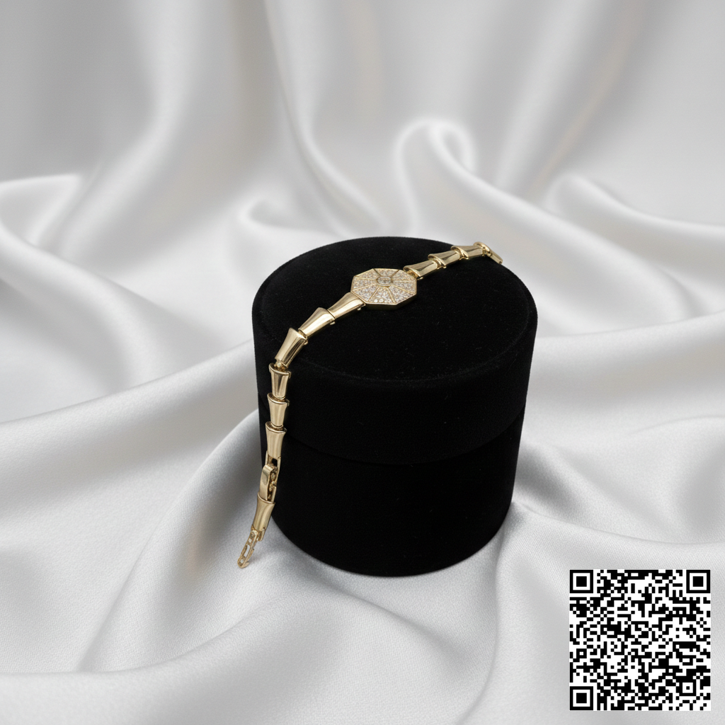 Elegantes Goldfarbenes Armband Mit Funkelndem Zirkonia-Element