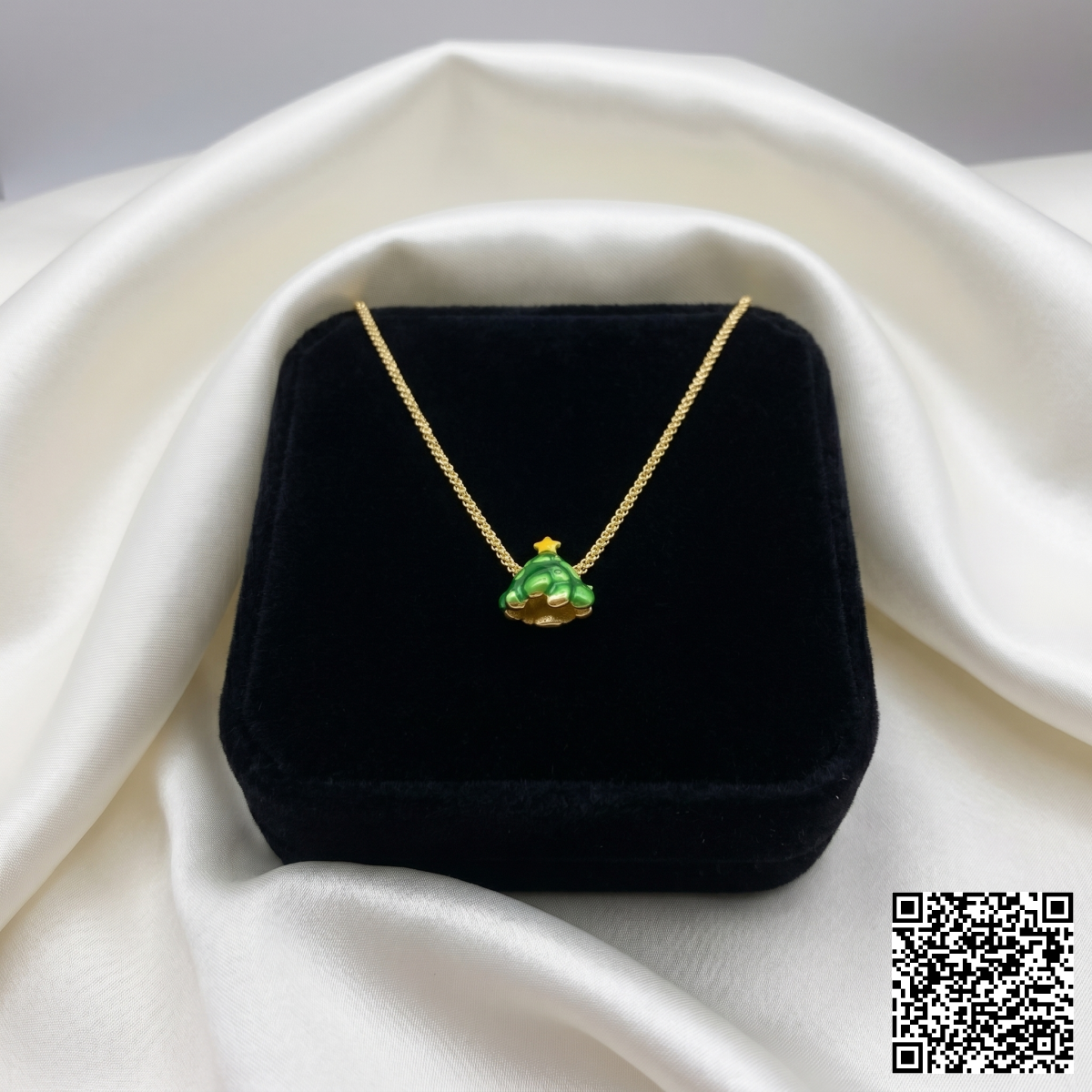 Goldfarbene Weihnachtsbaum Halskette Mit Emaille Damen Modeschmuck
