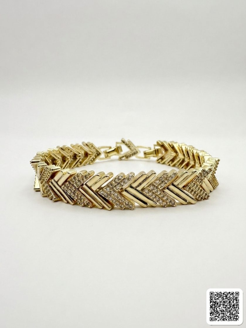 14K Vergoldetes Armband Mit Zirkonia Elegantes Pfeildesign