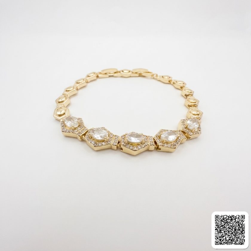 Elegantes Damen-Armband Mit Funkelnden Zirkonia-Steinen In Gold