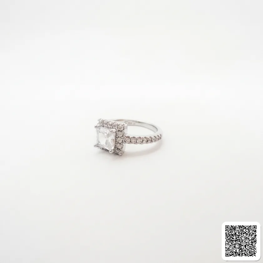 925 Silberring Mit Quadratischem Zirkonia Eleganter