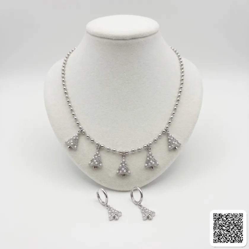 Silbernes Weihnachtsbaum Schmuckset Mit Kette Und Ohrringen