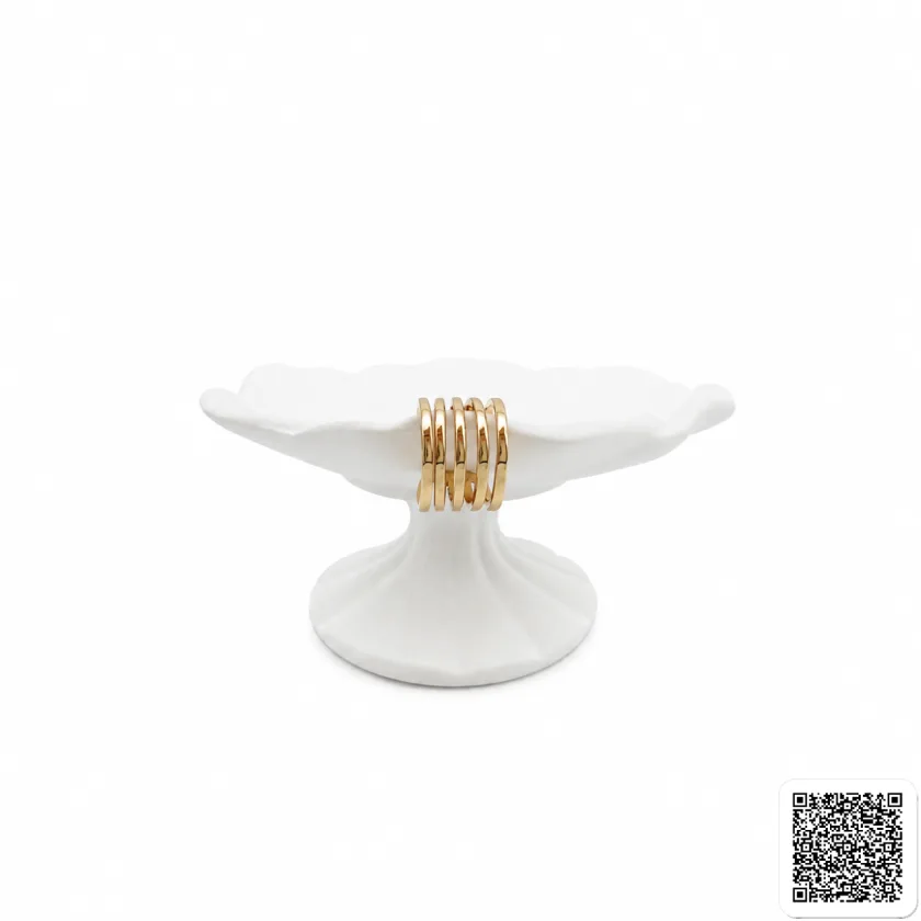 Goldener Ear Cuff für Damen – Moderner Mehrfach-Ring Ohrschmuck