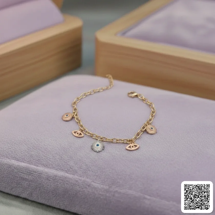 Elegantes Charm-Armband Mit Nazar-Auge Anhängern Goldfarben