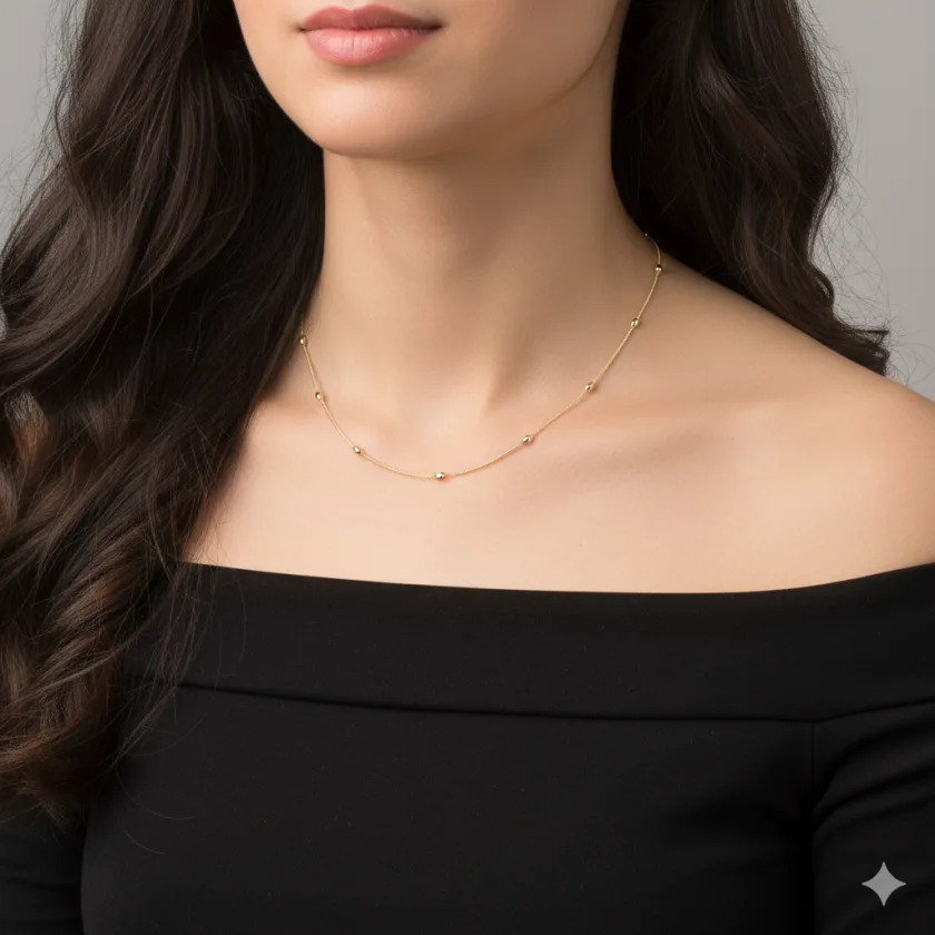Elegante Gold-Halskette Mit Perlen-Details